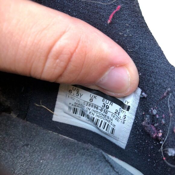 Rare 2016 Air Jordan 11 Retro Low Barons Size 6.5 - Picture 12 of 14